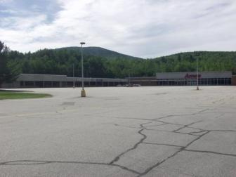 Empty Plaza ~ Abbot Farm/River Valley Plaza